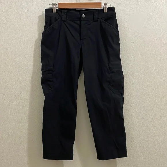 Duluth Trading Co Dry on the Fly Improved Capris - Black - Picture 1 of 16